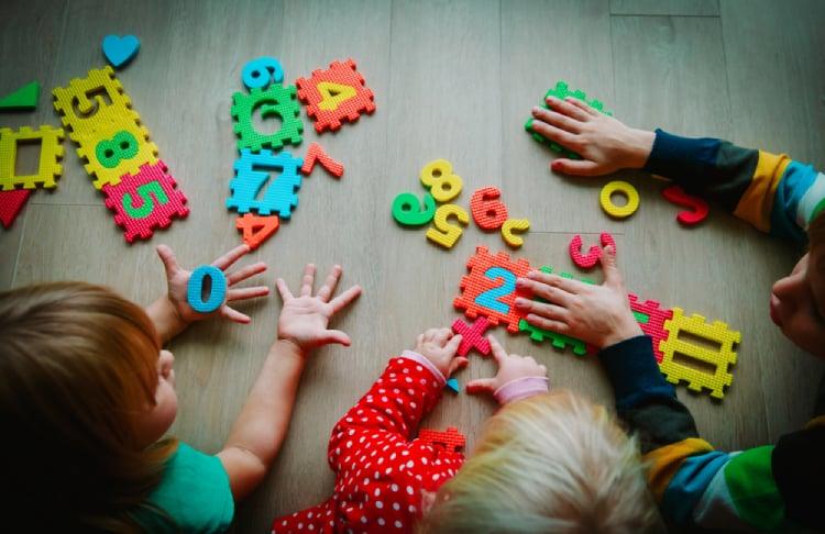 Đồ chơi giáo dục phát triển nhận thức (1–6 tuổi)