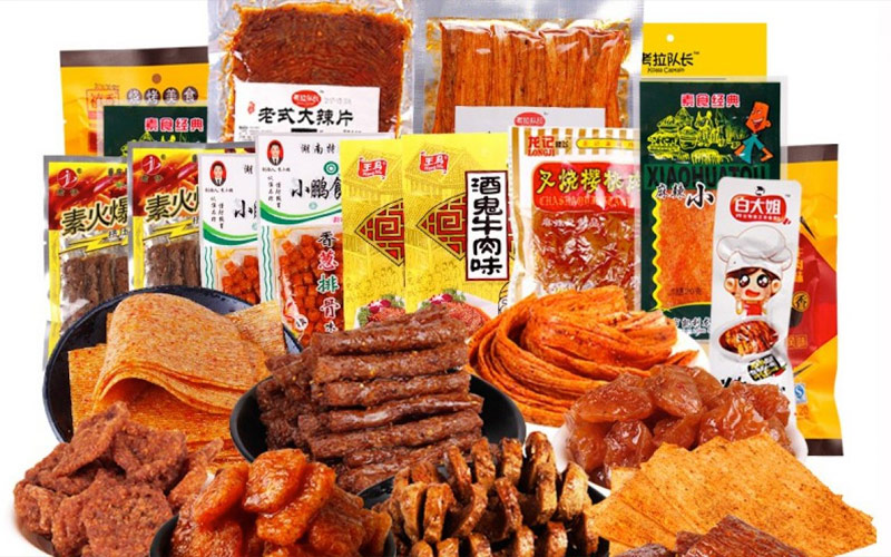 Nhờ vào sức mạnh của các kênh truyền thông, đồ ăn vặt Trung Quốc đã trở nên phổ biến tại Việt Nam